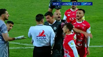 خلاصه بازی ذوب آهن 0 - پرسپولیس 0