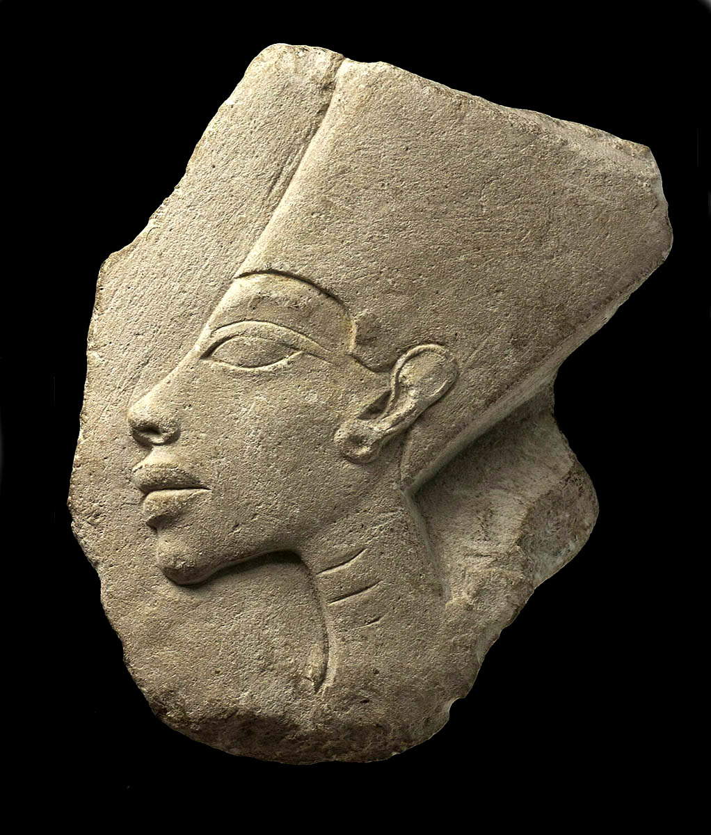 akhenaten sculpture model amarna