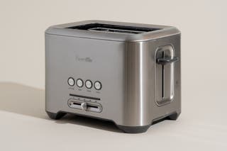 The Breville BTA720XL toaster.