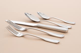 The The Williams Sonoma Hampstead Flatware Set.