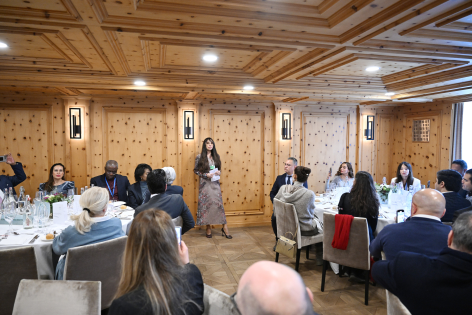 Vice President of Heydar Aliyev Foundation Leyla Aliyeva attends event during World Economic Forum in Davos (PHOTO)