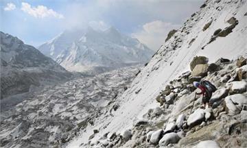 印度喜馬拉雅山雪崩！ 登山隊員已10死、數十人失...