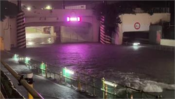 台南下大雷雨「3地下道封閉」 黃偉哲：26座抽水...