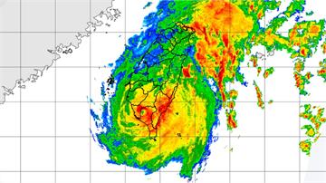 高雄發「超大豪雨特報」 3區時雨量飆破凱米颱風紀...