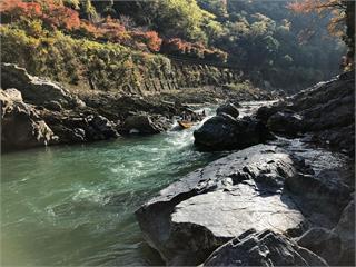 京都嵐山「保津川遊船」翻覆！ 船夫1死1落水失蹤