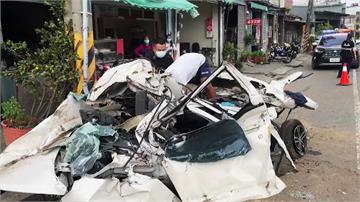 怵目驚心！履帶掉落砸車 車主吃「救命麵」躲死劫