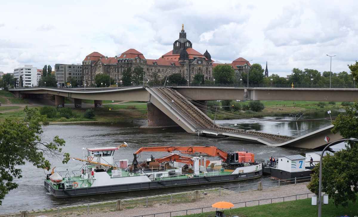 Angespannte Lage in Sachsen: Nach dem Einsturz der Carolabrücke werden Vorkehrungen auf das Hochwasser getroffen.