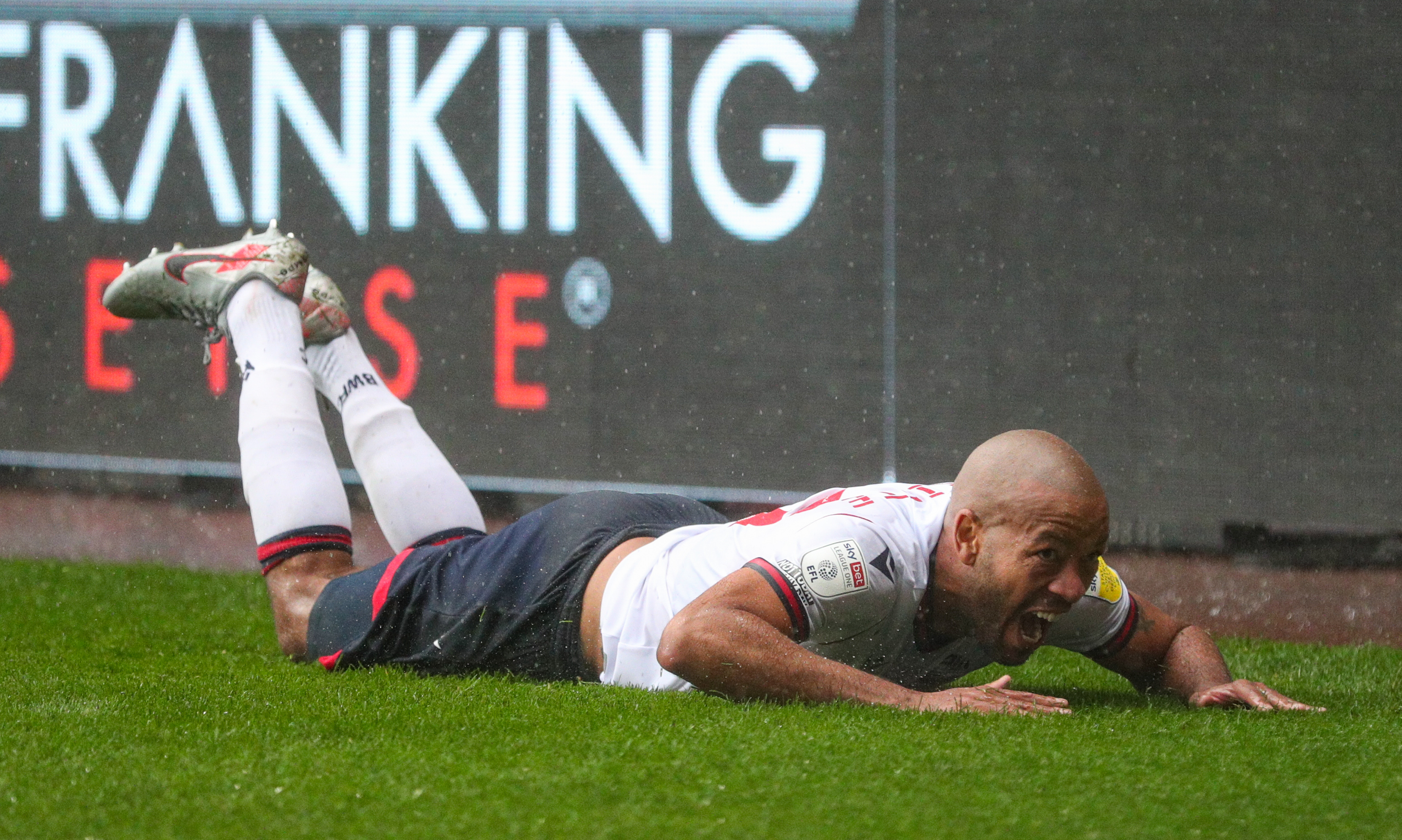 Bolton Wanderers v Milton Keynes Dons - Sky Bet League One