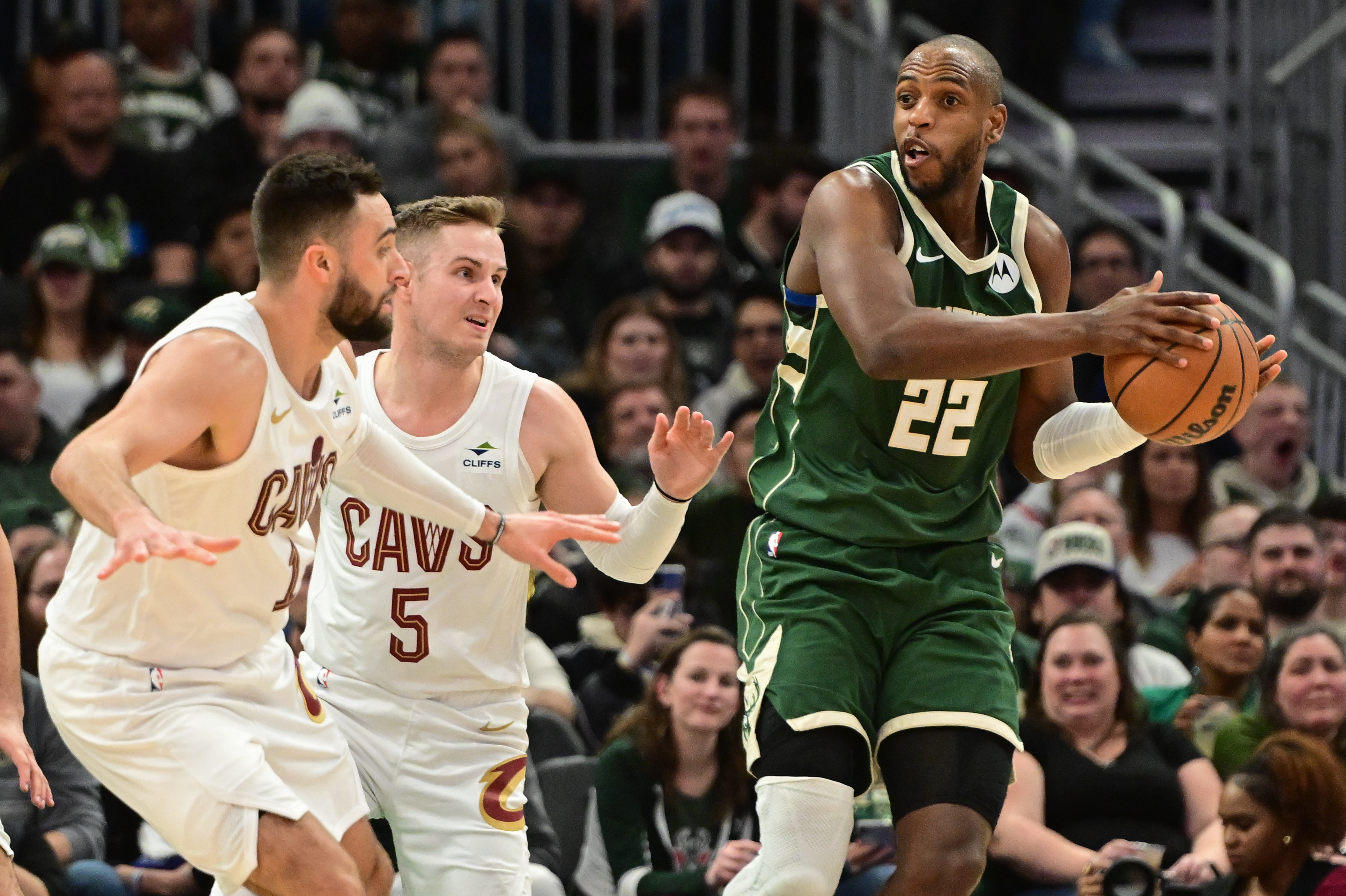 NBA: Cleveland Cavaliers at Milwaukee Bucks