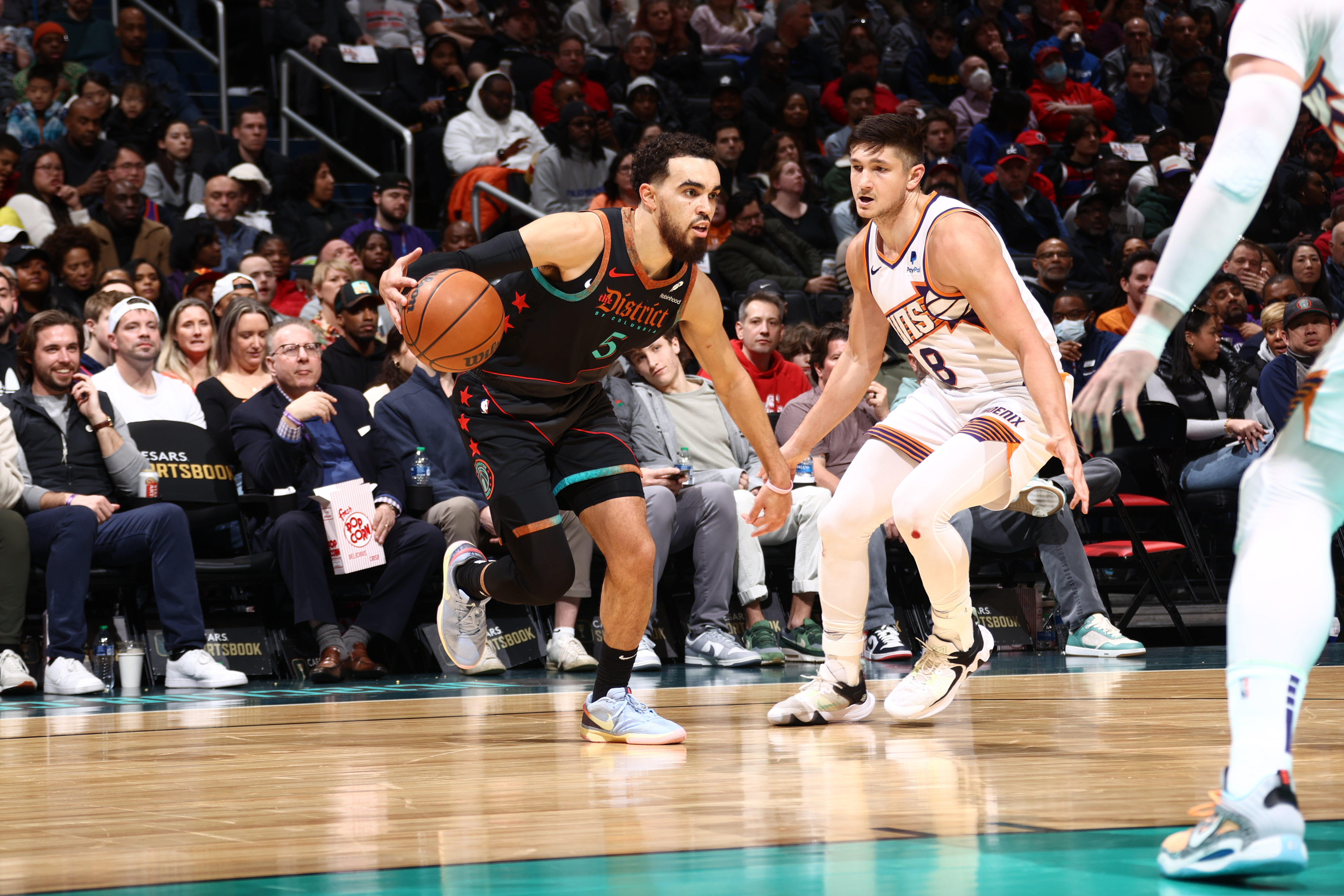 Phoenix Suns v Washington Wizards