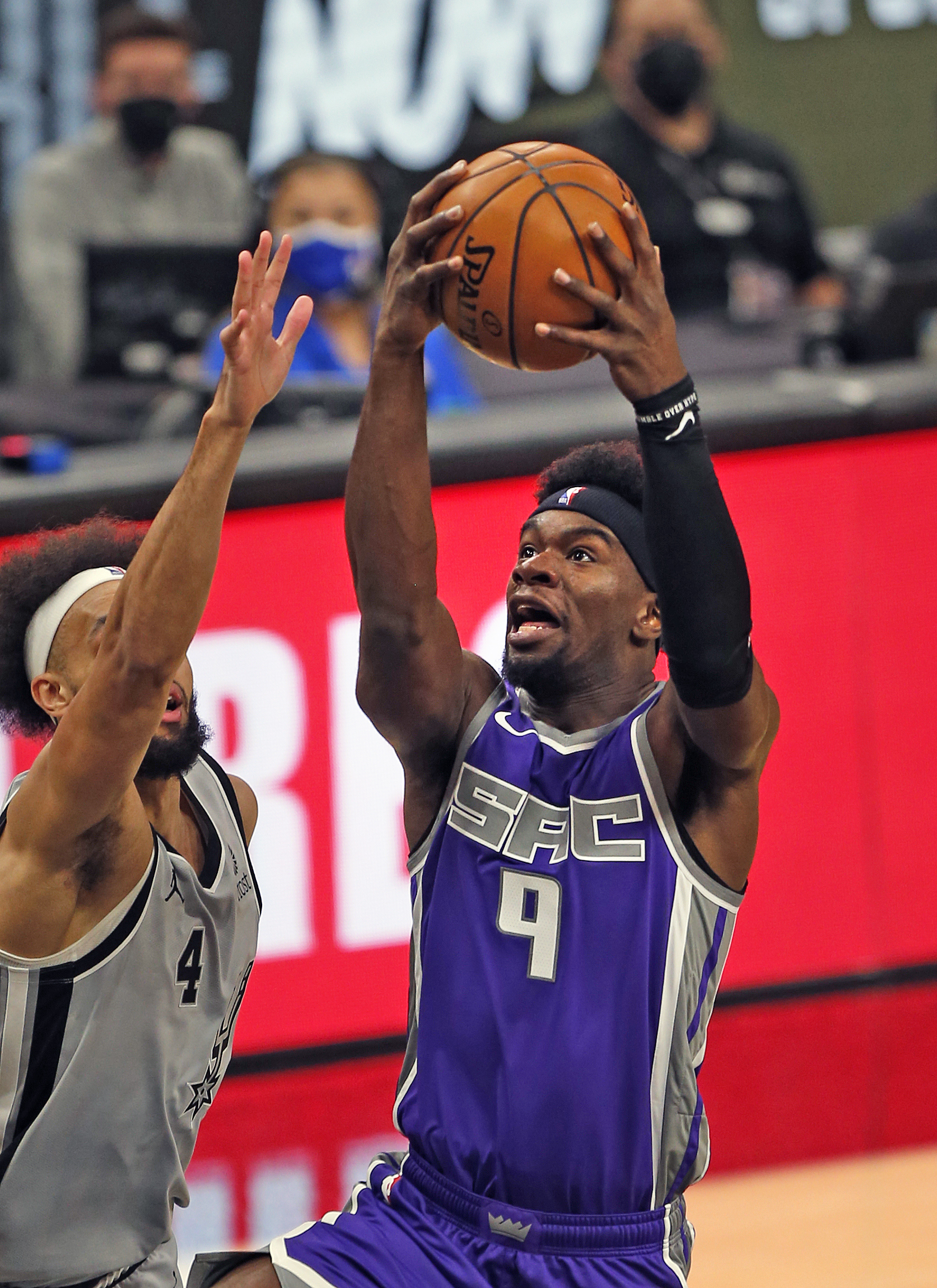 Sacramento Kings v San Antonio Spurs