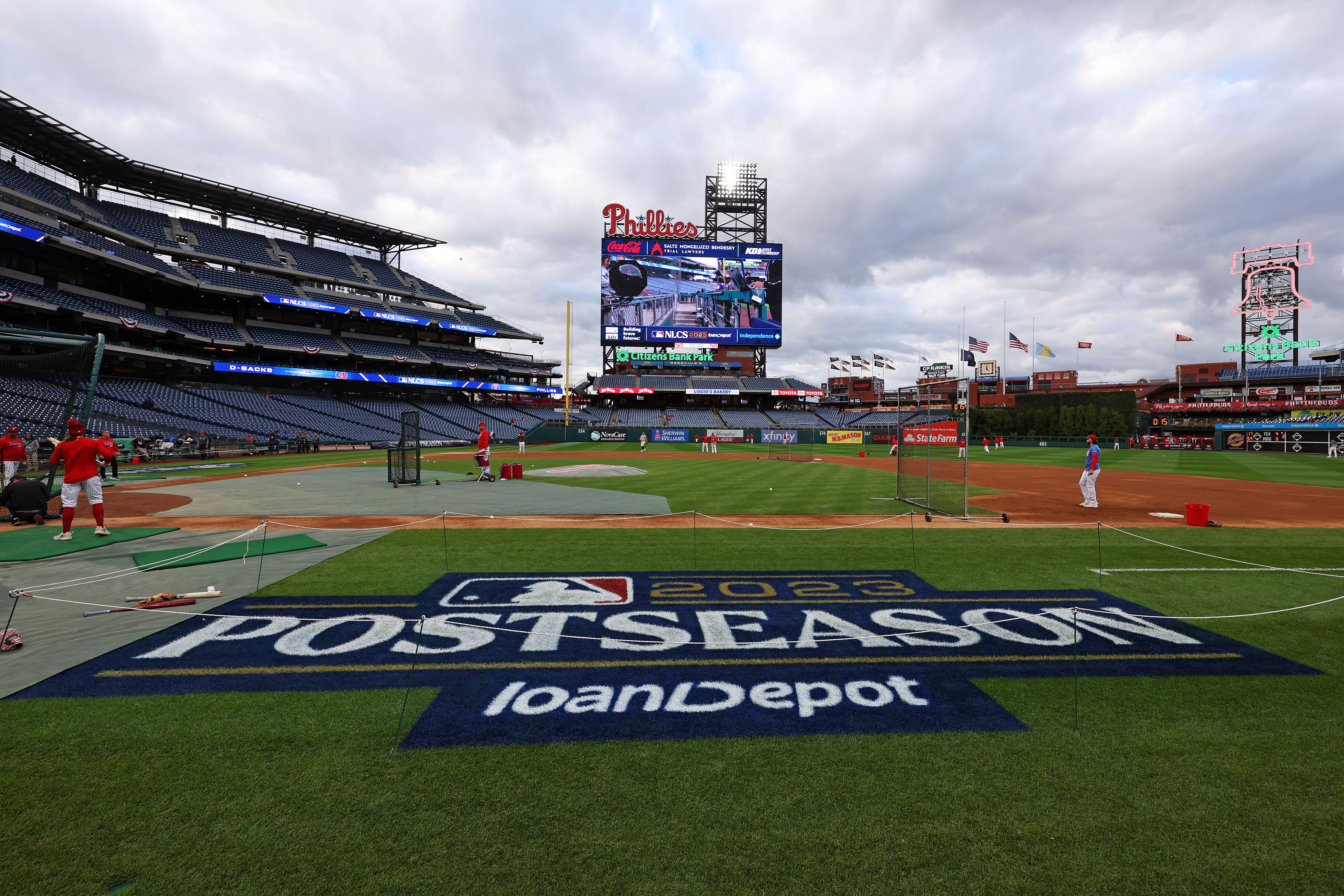 MLB: NLCS-Arizona Diamondbacks at Philadelphia Phillies