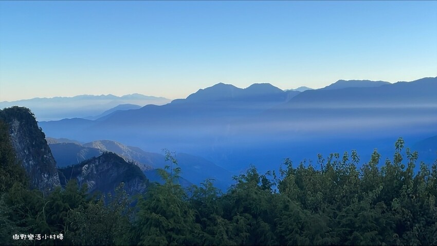 阿里山【小笠原山景觀台】觀日出，初訪秘境【對高岳車站】，漫步