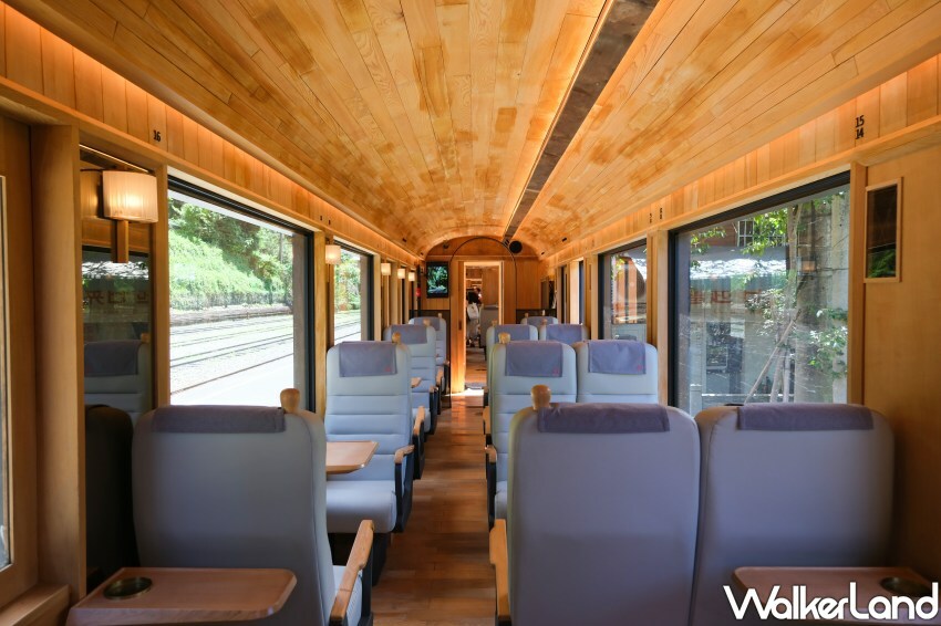 阿里山林鐵觀光列車「福森號」/ WalkerLand窩客島整理提供 未經許可不可轉載。