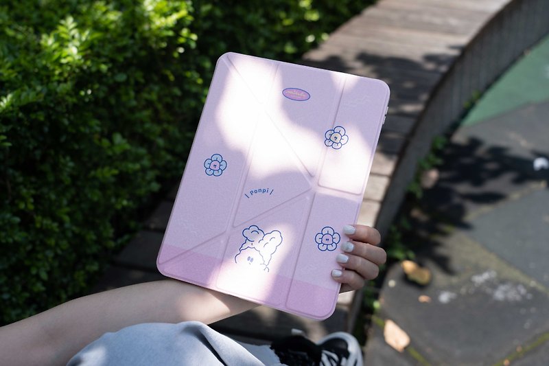 贈平板包 | 插畫家聯名【mikolu胖皮】多折式iPad殼 - 平板/電腦保護殼 - 其他材質 粉紅色