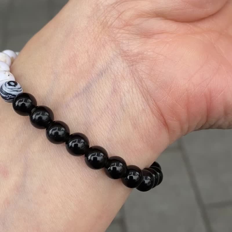 White pine and black agate AB version bracelet - สร้อยข้อมือ - คริสตัล หลากหลายสี