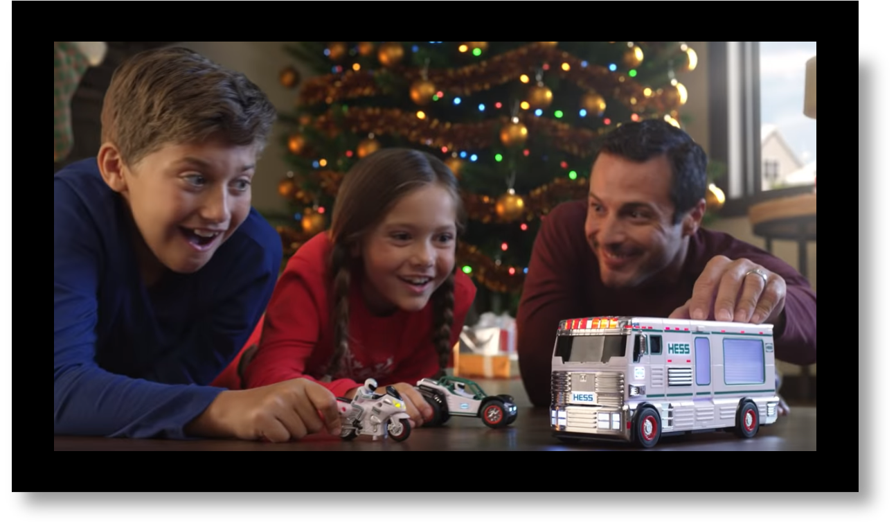 2018 TV Commercial Boy, Girl and Dad playing