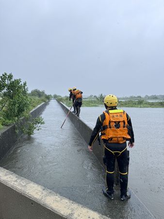 ▲水林鄉1名10歲男童不慎跌落排水溝。（圖／民眾提供）