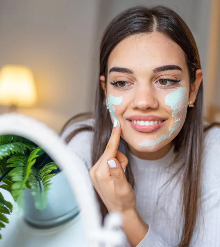 Easy DIY recipes and tips to prevent acne and manage breakouts on the face.