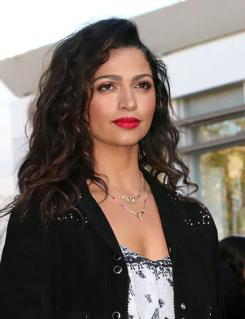 Camila Alves