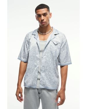 BoohooMAN Oversized Boxy Leopard Print Satin Shirt - White