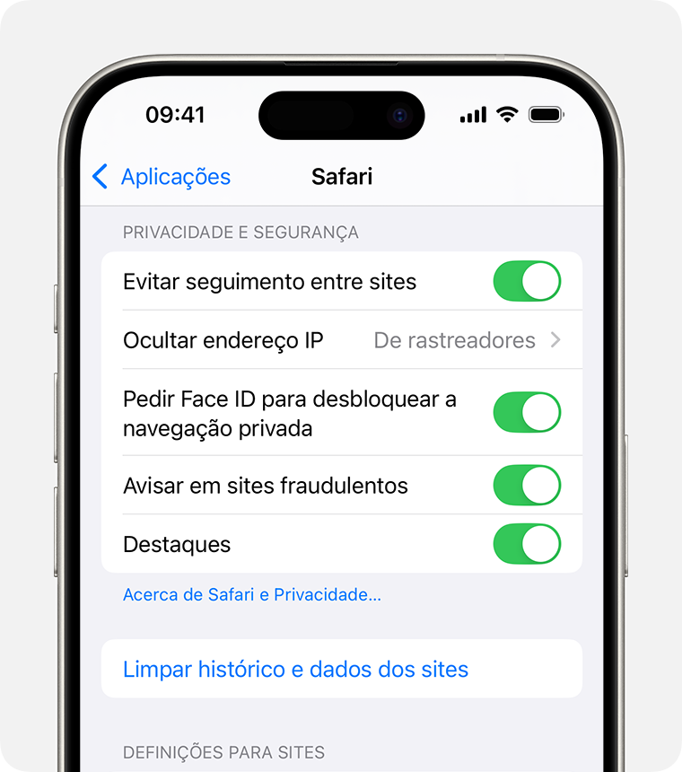 iPhone a mostrar as definições do Safari. Na parte inferior da secção Privacidade e segurança, existe um botão Limpar histórico e dados dos sites.