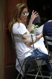 Jennifer Lopez in Ripped Jeans - Out in New York - May 2014