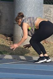 Jennifer Lopez - Hard Workout in Los Angeles