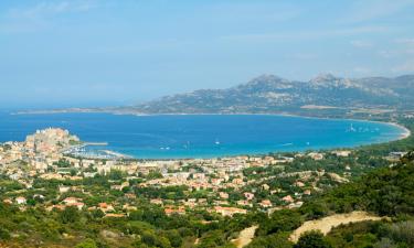 Mga hotel sa Calvi