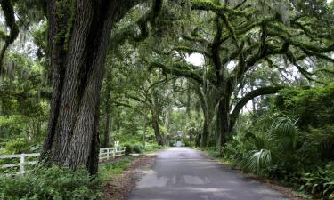 Hotels with Parking in Micanopy