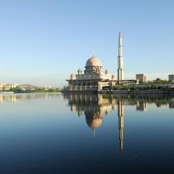 Putrajaya 98 vacation rentals