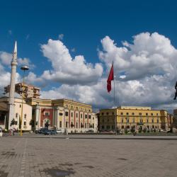 Tirana 1094 vacation rentals