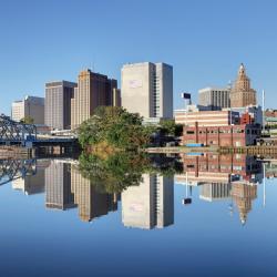 Newark 71 hotels