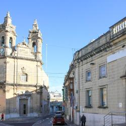 Qormi 8 hotellia