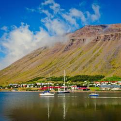 Ísafjörður 6 vacation rentals