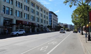 Хотели в района на Downtown Victoria