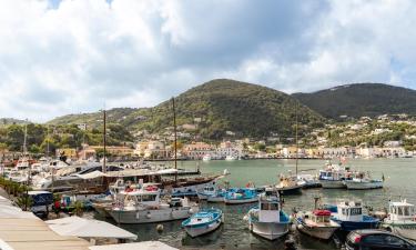 Viesnīcas rajonā Ischia Porto