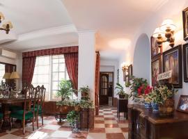 Boutique house LujoPobre, hotel en Montilla