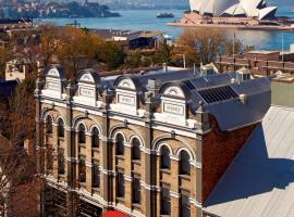 Harbour Rocks Hotel Sydney: Sidney'de bir otel