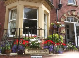 Rylstone Mere: Whitby'de bir otel