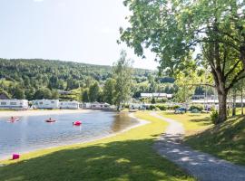 Beverøya Hytteutleie og Camping, hotel di Bø