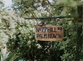 Palm Beach Bungalows, hotel di Palm Beach