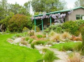 Waterwheel Cottage, villa a Upper Moutere