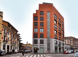 BB Hotels Aparthotel Isola, serviced apartment sa Milan