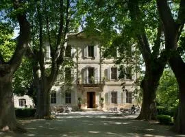 Hotel Château Des Alpilles