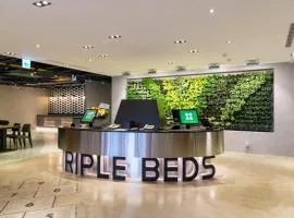 Green World Triple Beds