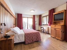 Limone Palace Aparthotel, hotel en Limone Piemonte