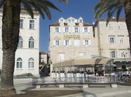 XII Century Heritage Hotel, hotel din Trogir