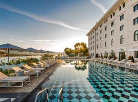 Hotel Brown Beach House & Spa, hotel de luxo em Trogir