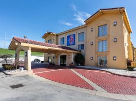 Motel 6-Knoxville, TN, hotel near McGhee Tyson Airport - TYS, Knoxville